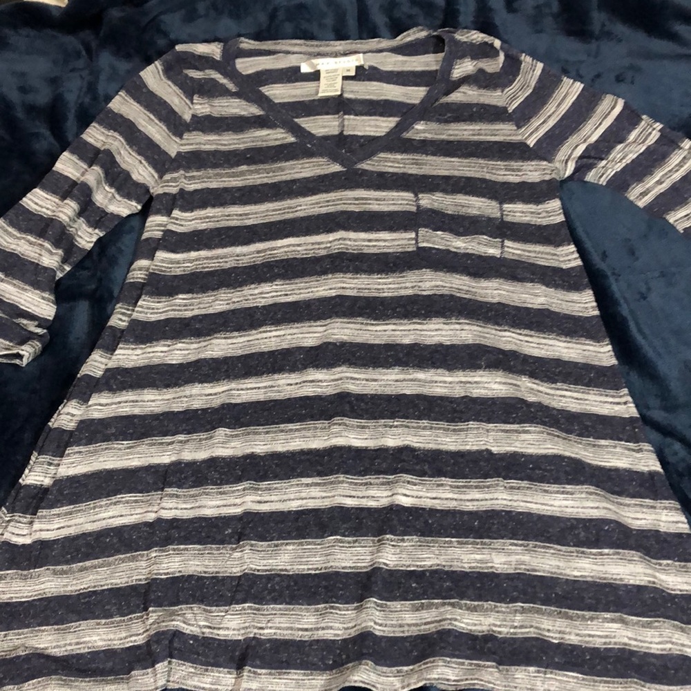 Max Studio striped tunic v-neck shirt medium